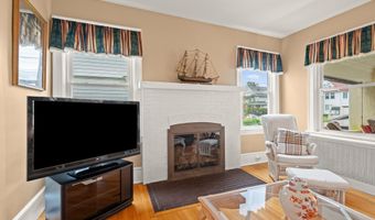 315 Allen Ave, Allenhurst, NJ 07711