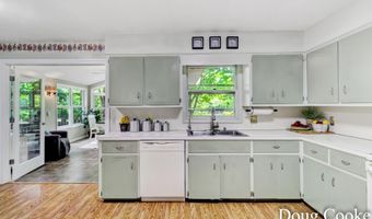 10574 88th Ave, Allendale, MI 49401