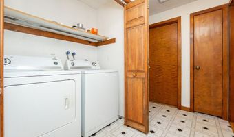 57 Milk St, Blackstone, MA 01504