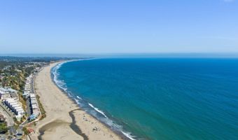 355 Village Creek Rd, Aptos, CA 95003