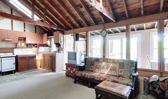 33 Watatic Pond Rd, Ashburnham, MA 01430