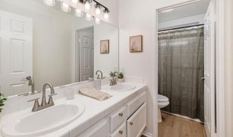 5010 Palmera Dr, Oceanside, CA 92056