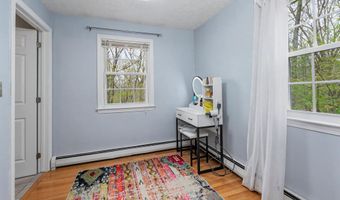 29 Old Sawmill Rd, Bedford, NH 03110