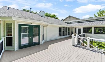 510 Wetherby Terrace Dr, Ballwin, MO 63021