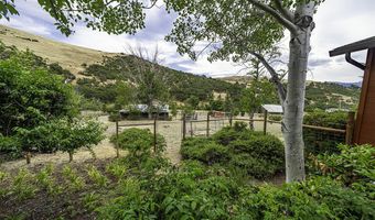 2815 Dead Indian Memorial Rd, Ashland, OR 97520