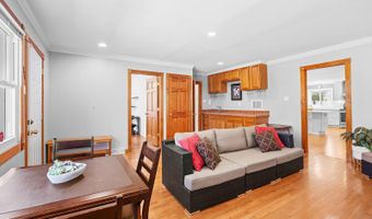 42 Lake Blvd, Aberdeen, NJ 07747