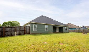 35 WINTER HAWK Dr, Fort Mitchell, AL 36856