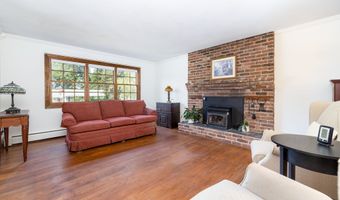 76 Country Ln, Bristol, CT 06010