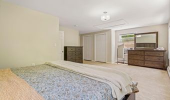 78 Hitching Post Ln, Bedford, NH 03110