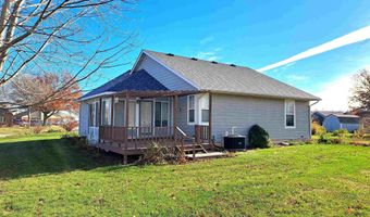 122 Maple Dr, Albia, IA 52531