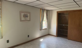 138 Spring Rd, Augusta, ME 04330