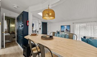 19921 WHALESHEAD Rd M2, Brookings, OR 97415