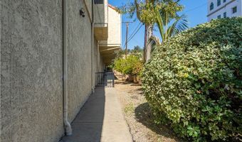 1900 Vine 214, Hollywood, CA 90068