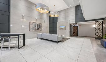 7111 WOODMONT Ave 814, Bethesda, MD 20815