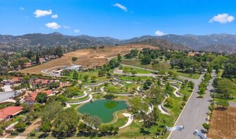 925 Moody Dr, Escondido, CA 92027