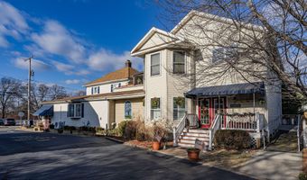 147 Church St, Belford, NJ 07718