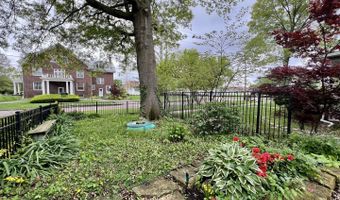 229 E Jefferson St, Arcola, IL 61910