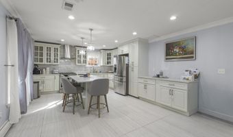 279 Nathan Ct, Aberdeen Twp., NJ 07721