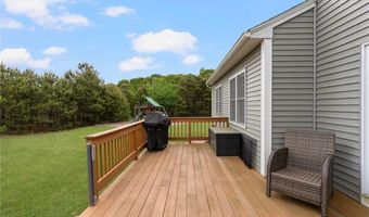 101 Austin Meadows Ln, North Kingstown, RI 02852