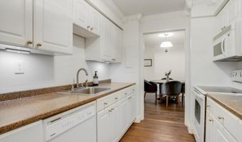 5300 HOLMES RUN Pkwy 417, Alexandria, VA 22304