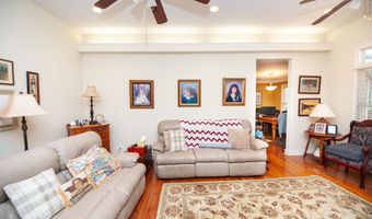 667 Shadow Dance Ln, Boiling Springs, SC 29316