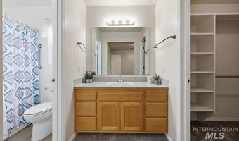 3120 Ray Ave, Caldwell, ID 83605