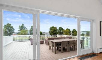 1 Harborview Dr, Newport, RI 02840