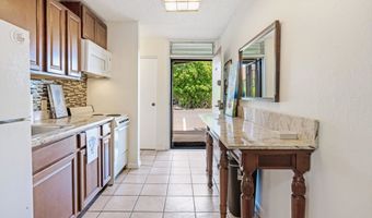 715 S Kihei Rd B-120, Kihei, HI 96753