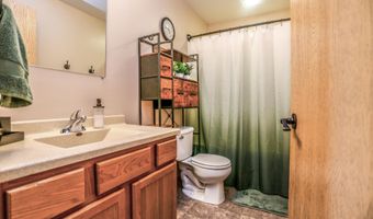 1016 SW 16th Ave, Aberdeen, SD 57401