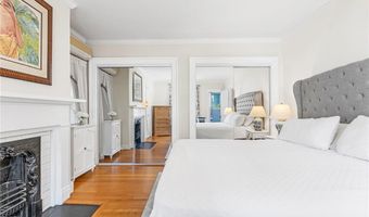 36 Kay St 5, Newport, RI 02840
