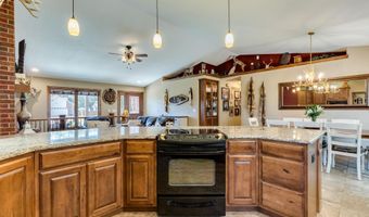 102 N Finch Ct, Andale, KS 67001