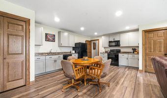 1402 Brophy Park Rd NW, Alexandria, MN 56308
