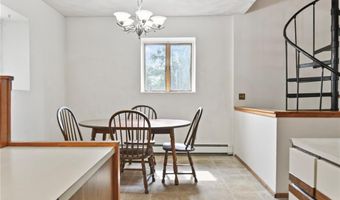 28 Sand Hill Dr, North Kingstown, RI 02852