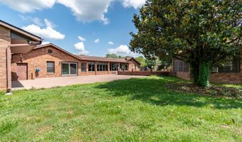 801 Lynnview Dr, Albany, KY 42602