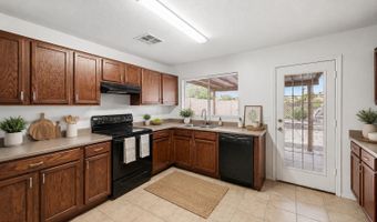 966 E GRAHAM Ln, Apache Junction, AZ 85119