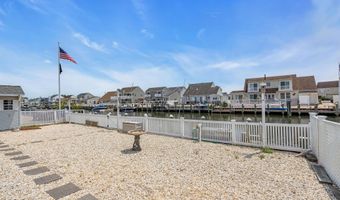 91 Wind Jammer Ct, Bayville, NJ 08721