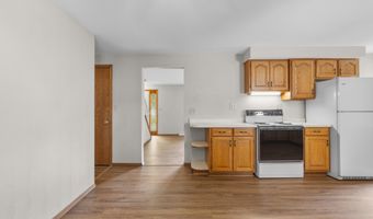 1136 W ROBERTS Ave, Appleton, WI 54914