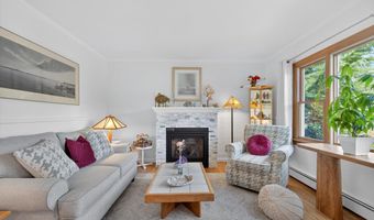 2 Perkins Ave, Amityville, NY 11701