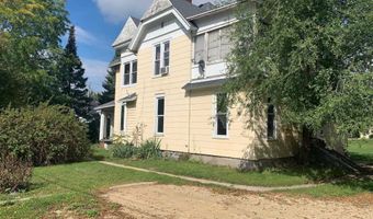 800 N Main St, Lake Mills, WI 53551