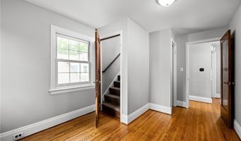 68 Bondcroft Dr, Amherst, NY 14226