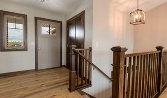 4825 Chainview Dr NW, Alexandria, MN 56308