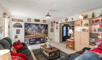 5 Brentwood Dr, Bayville, NJ 08721