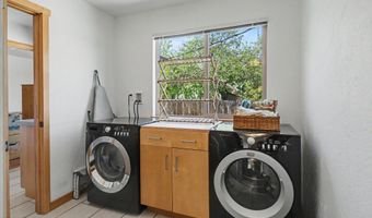 1423 E Main St, Ashland, OR 97520