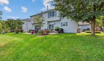 1820 Crofton Dr, Algonquin, IL 60102