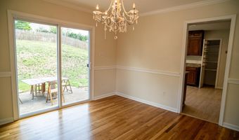5012 LARNO Dr, Alexandria, VA 22310