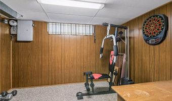 868 Oakwood Dr, Anoka, MN 55303