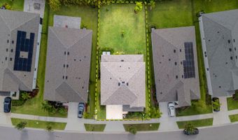 5829 SILVER SUN Dr, Apollo Beach, FL 33572