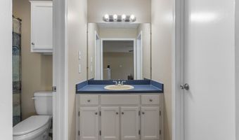 2383 Trafalgar Dr, Biloxi, MS 39531