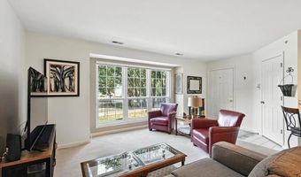 316 Clayton Crossing Pl B, Ballwin, MO 63011
