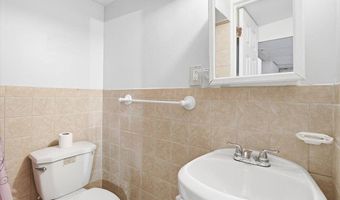 27 CAROLYN Rd, Belleville, NJ 07109